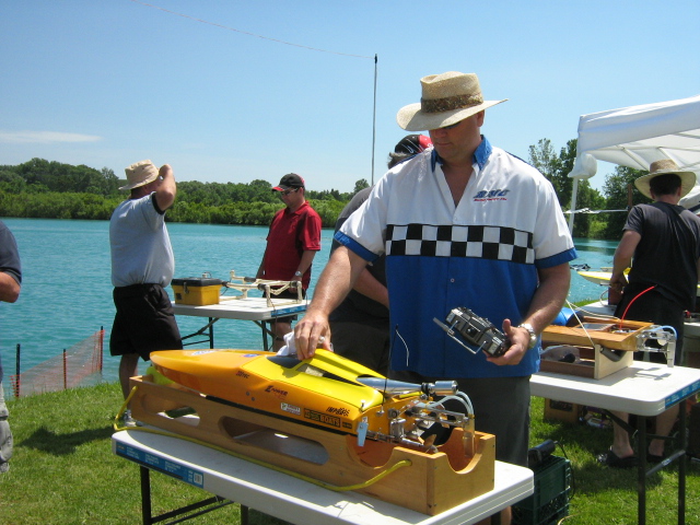 NLMBC President Randy Rapedius gets his AC Lazer ready for competition.